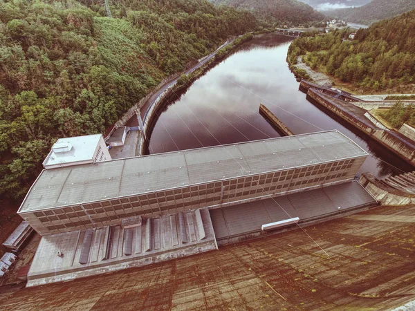 Power plant below dam on Vltava river, Orlik nad Vltavou — Stock Photo, Image