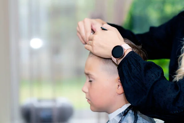 Serious School Boy Get Ready Getting Trendy Haircut Expirienced Barber — Stock Photo, Image
