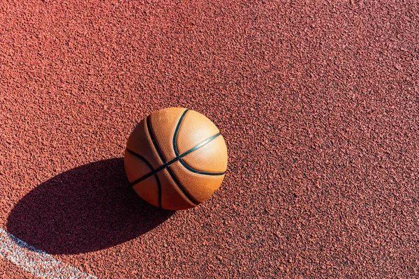 Top View Orange Ball Basketball Lying Rubber Sport Court Sport — Stock Photo, Image