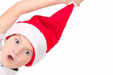 Noel şapkası takan sevimli 8 'li çocuklar beyaz bir arka planda.