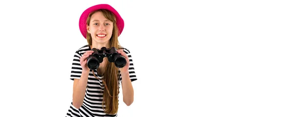 Vista Panorámica Caucásico Morena Pelo Largo Chica Con Camiseta Rayas —  Fotos de Stock