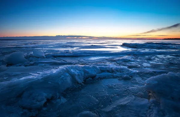 Beautiful Winter Landscape Sunset Fiery Sky Frozen Lake Composition Nature — Stock Photo, Image