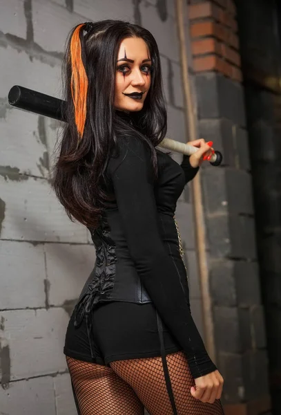 Kvinna Med Beisball Fladdermus Halloweenfest Dålig Flicka Med Ett Vapen — Stockfoto