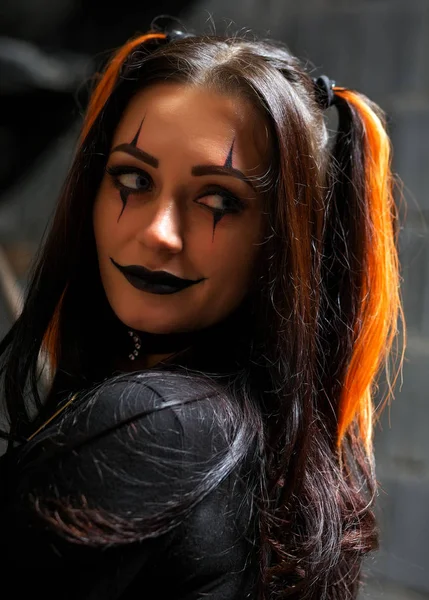 Belle Jeune Femme Lors Une Fête Halloween Gros Plan Portrait — Photo