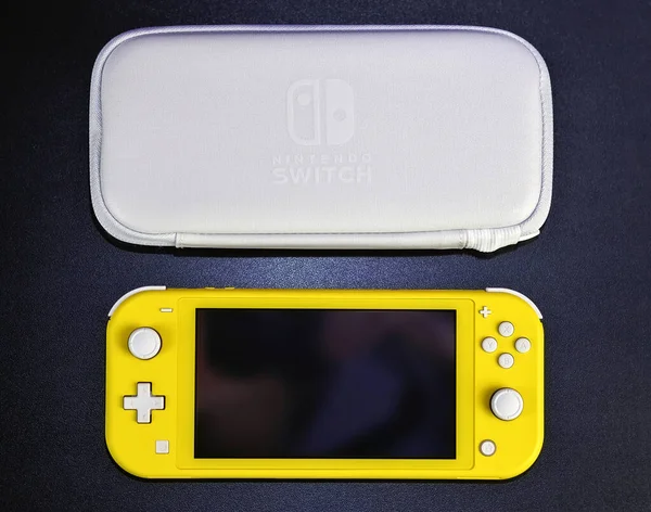 Moskau, Russland - 08. Oktober 2019: Nintendo Switch lite ist ninte — Stockfoto