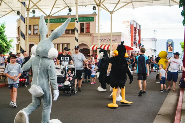 Gold Coast, Queensland, Avustralya - Ocak 2019: Warner Bros. Movie World, Avustralya 'daki tek film parkı ve dünya çapında üç Warner Brothers film temalı parkın en eskisidir..