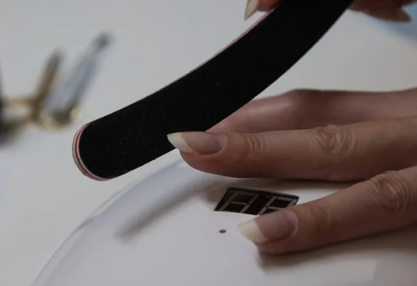 jel tırnak vernik için tırnak hazırlanması ve temizlenmesi