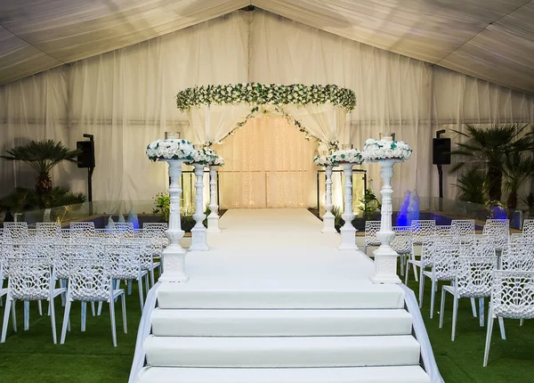 Hermosa Foto Del Hupa Judío Putdoor Boda — Foto de Stock