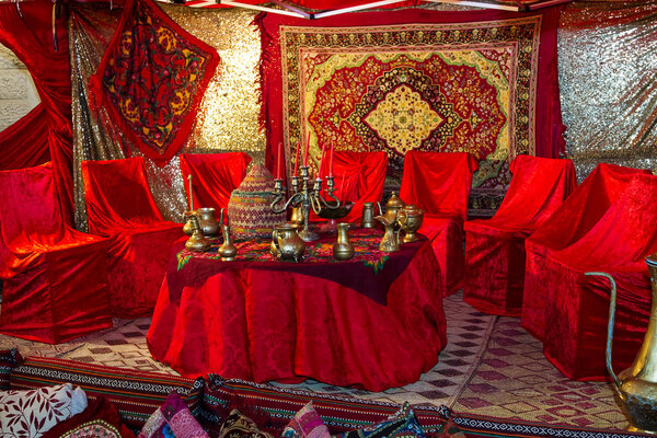 Красивое фото еврейского хупы, свадебный путдор
 .