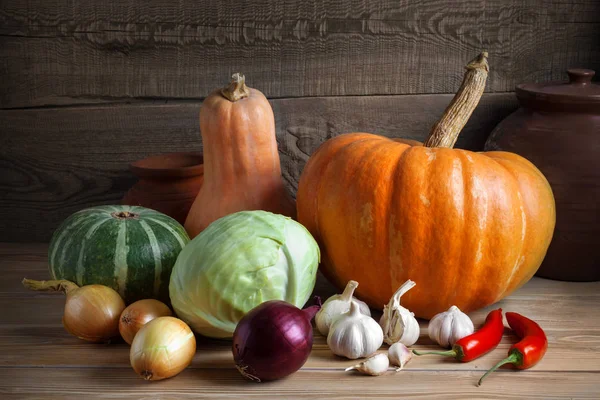 sağlıklı yemek pişirmek için taze çiğ sebze gıdalar, üst görünümü. Diyet, sağlıklı veya vejetaryen gıda kavramı yeme.