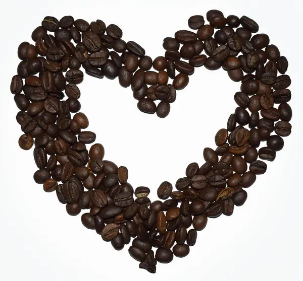 Coração de grãos de café — Fotografia de Stock