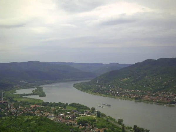 Vista do rio Danúbio do castelo de Visegrad, Visegrad, Hungria — Fotografia de Stock