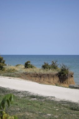 Dik kil uçurum ile Seascape