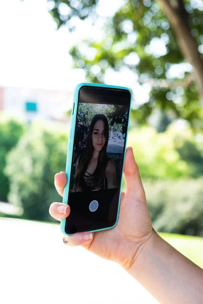 Kız alma selfie ile smartphone