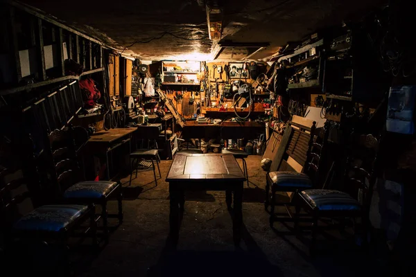 Rustic and retro garage full with tools — Stock Photo, Image