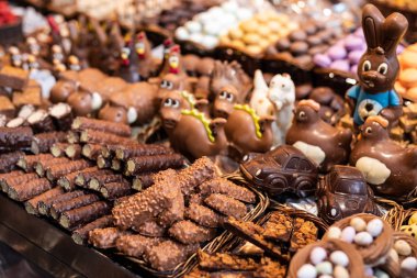 Boqueria, Barselona'da el yapımı bir çikolata dükkanının yakın görünümü