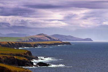 Dingle Co.Kerry yakınlarındaki sağlam sahil şeridi