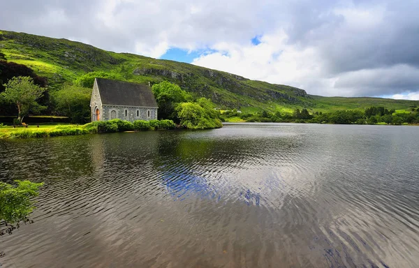 Jméno Gougane Barra Pochází Saint Finbarr Který Prý Postavil Klášter — Stock fotografie