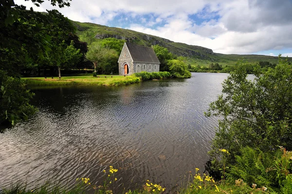 Widok Jezioro Gouganne Barra Kościół Finbarre West Cork Irlandia — Zdjęcie stockowe