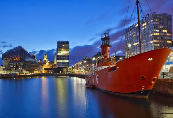 Vista Liverpool Dock Crepúsculo — Fotografia de Stock