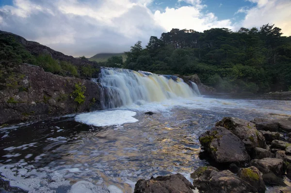 Blick Auf Das Abendlicht Auf Aasleagh Falls Mayo Irland — Stockfoto