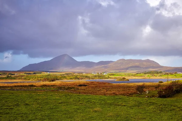 Βουνό Croagh Πατρίκ Ιερό Μέρος Στην Ιρλανδία — Φωτογραφία Αρχείου