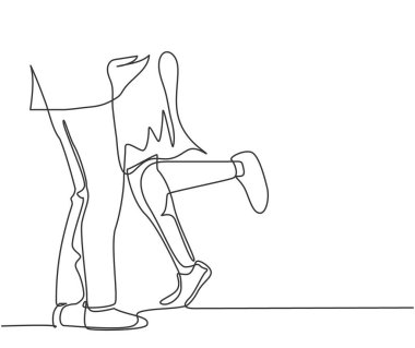 Genç mutlu erkek ve kadının sürekli çizdiği çizgiler birbirini öpmeye ve kucaklamaya çalışır. Romantik evlilik teklifi hikaye konsepti tek çizgi çizim vektör grafik çizimi