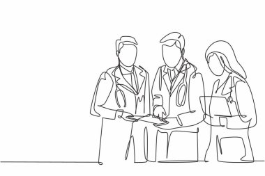 Kıdemli doktorun hastane koridorundaki genç erkek ve kadın doktorlara akıl hocalığı yaptığı kesintisiz bir çizgi. Hastane sağlık konsepti tek çizgi tasarım vektörü illüstrasyonu