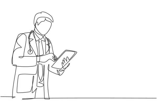 若い男性医師の1本の線画は タブレット上でジャーナルの健康と医療記録を読むために立ってポーズをとります 医療研究の概念連続線画設計ベクトル図 — ストックベクタ