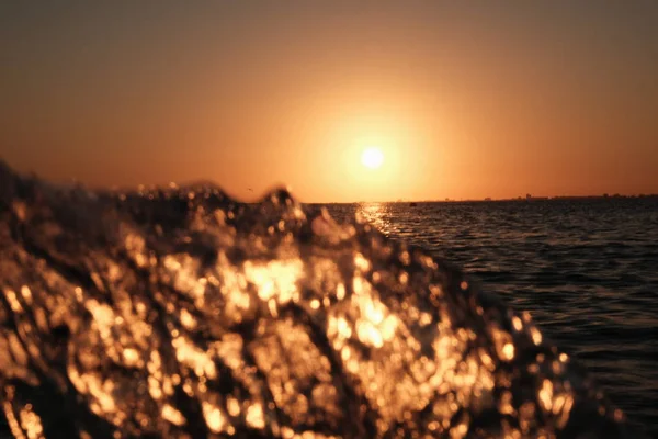 Våg Vid Solnedgången Havet — Stockfoto