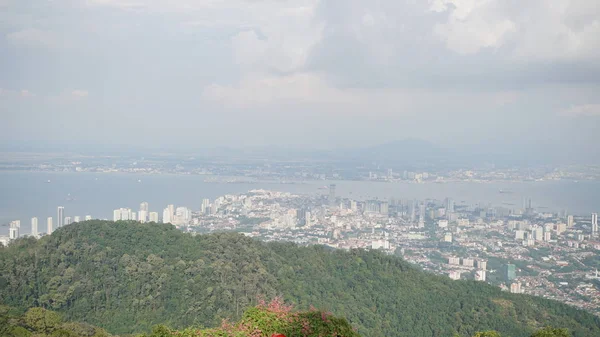 Vista Panorámica Ciudad Moderna Desde Colina — Foto de Stock