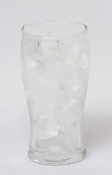 Glas Mit Eis Auf Weißem Hintergrund — Stockfoto