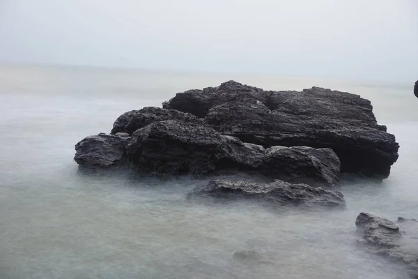 Pantai Laut Berbatu Pantai — Stok Foto