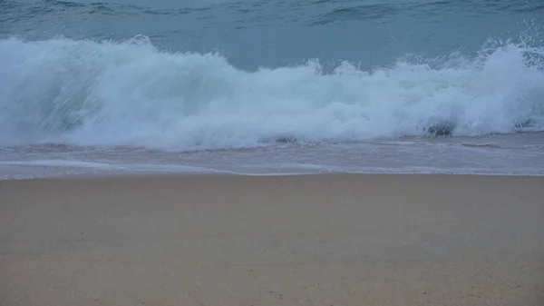 Wave Breaking Beach — Stock Photo, Image