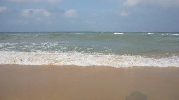 Gelombang Laut Dan Pantai Dengan Pasir Koh Lanta Krabi Thailand — Stok Foto