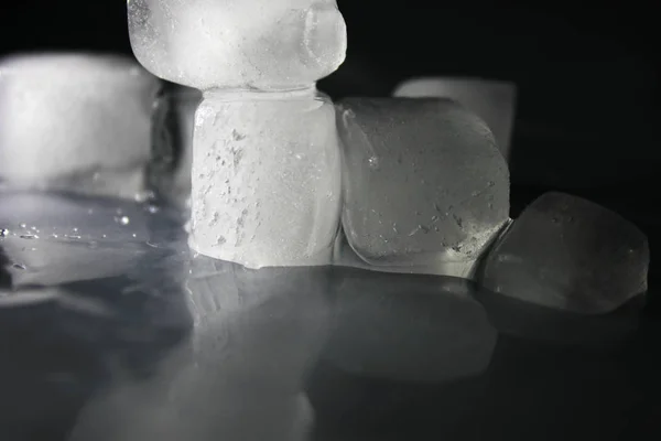 Cubes Glace Sur Fond Noir — Photo