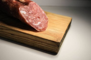 sosis ahşap oyun tahtası