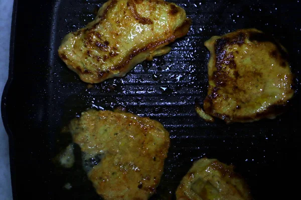 Schweinefleisch Einer Pfanne Braten — Stockfoto