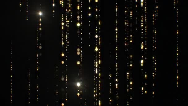 Krásný zlatý déšť částic dopadající blikající na černém pozadí bezproblémové. Smyčkového 3d animaci abstraktní prachových částic, které tvoří řádky blikající Bright. 4 k Ultra Hd 3840 x 2160 — Stock video