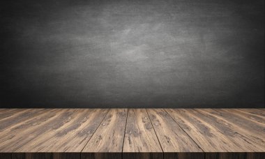 gri arka planlı rustik ahşap masa