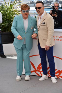 Elton John & David Mobilya