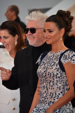 Nora Navas, Pedro Almodovar & Penelope Cruz