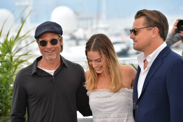 Brad Pitt, Margot Robbie & Leonardo DiCaprio — Stock Photo, Image