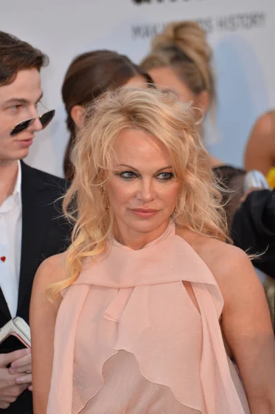 Pamela Anderson — Photo