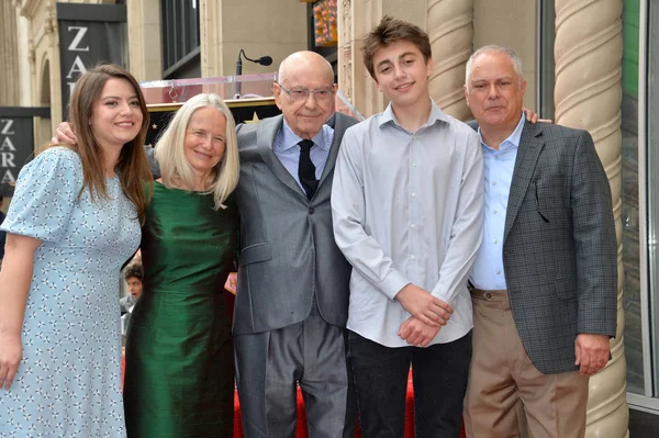 Molly Arkin, Suzanne Newlander Arkin, Alan Arkin, Emmet Arkin & — 图库照片