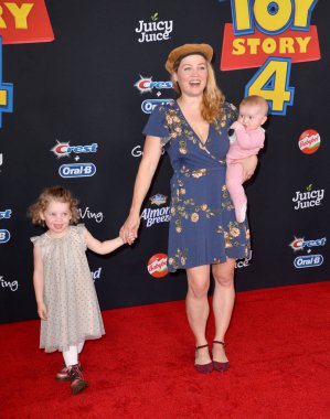 Erika Christensen & Misafirler