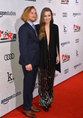 Lou Taylor Pucci & Camille Kane