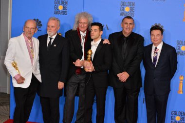 Jim Beach, Roger Taylor ve Brian May Kraliçe, Rami Malek, Graham King & Mike Myers