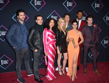 Matthew Daddario, Alberto Rosende, Alisha Wainwright, Katherine Mcnamara, Harry Shum Jr., Emeraude Tobia, Isaiah Mustafa & Dominic Sherwood
