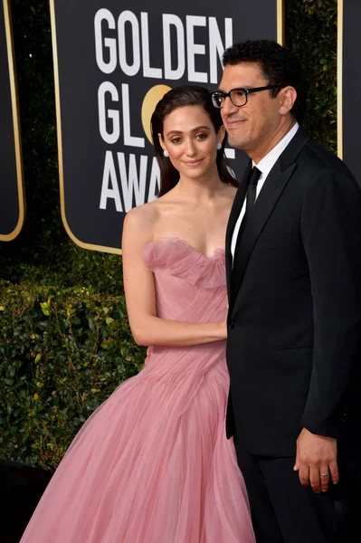 Emmy Rossum e Sam Esmail — Fotografia de Stock